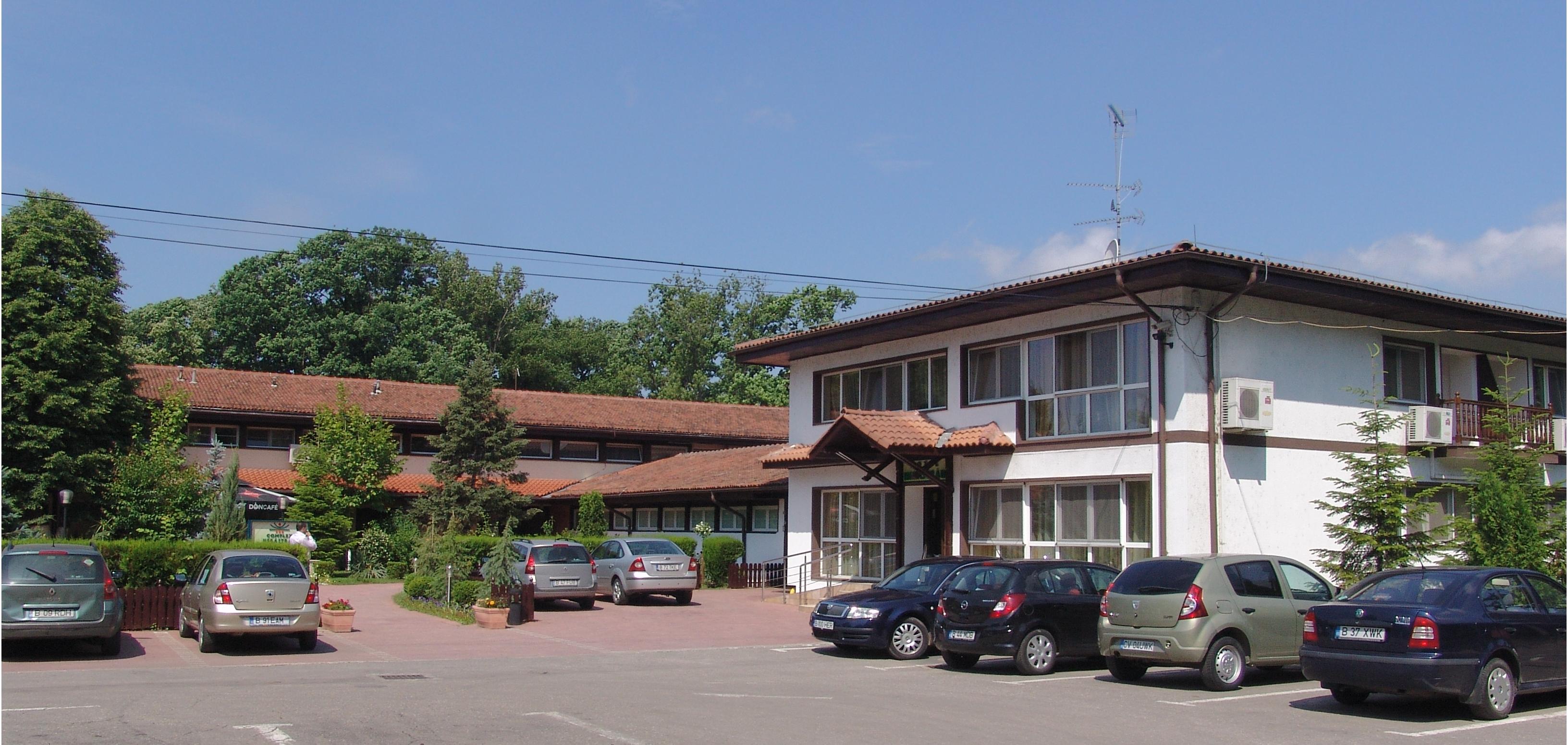 Hotel Herastrau Bucarest Exterior foto